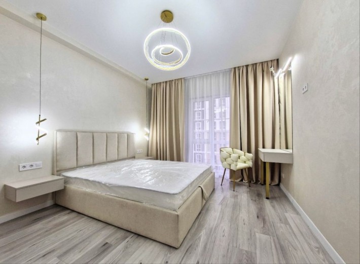 Продам квартиру. ЖК Нова Англія. Власник - фото 1