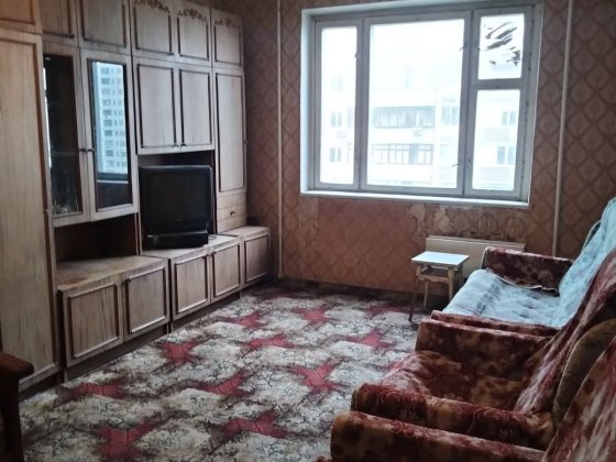 Продам 1-х вул.Милославська 23 А Троєщина