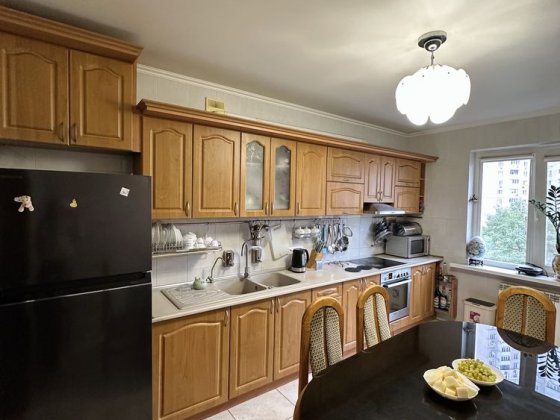 Продаж 3-к квартири Радунська 9Б Троєщина Деснянський район Киев