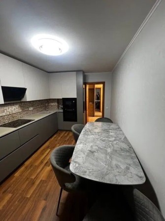 Двохстороння 3-к квартира 93м2 вул. Урлівська 8 Осокорки RiverMall - фото 1