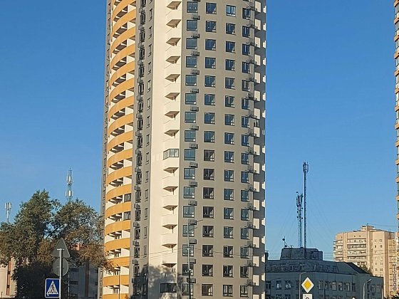 Продажа 3-х кім. квартири; вул. Кибальчича, 2 Київ