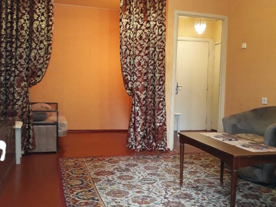 Продам 1-квартиру пр.Бажана Ревуцького ст.метро Харківська, Позняки Киев