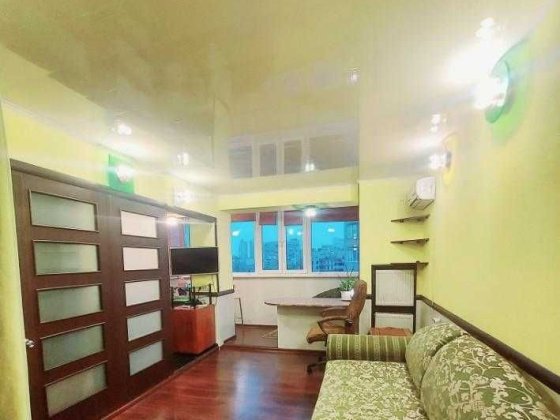 Продам 1-к квартиру Ломаківська Печерський р-н,Звіринецька Ботан сад Киев