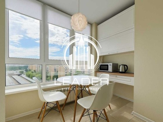 1 к. 46 м2, Вірменська, 6, цегляний будинок 2016 р, м. Вирлиця 5 хв. Київ