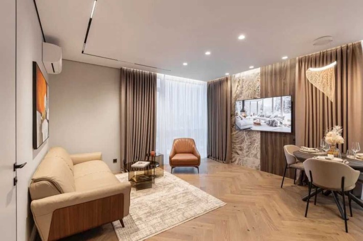 Французький квартал 2 Новий Ремонт 3кім Маккейна, 1б / Предславинська - фото 1