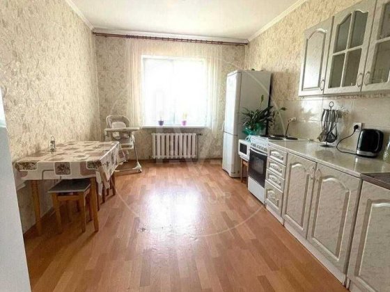 Видова, дуже простора, 3кім з ремонтом 91м2 , Милославська вул., 12 Київ