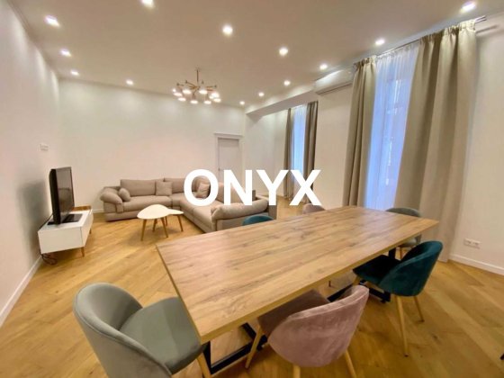 Продаж квартири вул.Антоновича 18Б 71м2 Центр На Печерську Олімпійська Киев