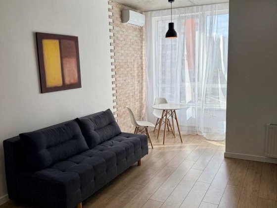 Студія на Каховській, 62а, відмінний ремонт, 6 поверх Киев