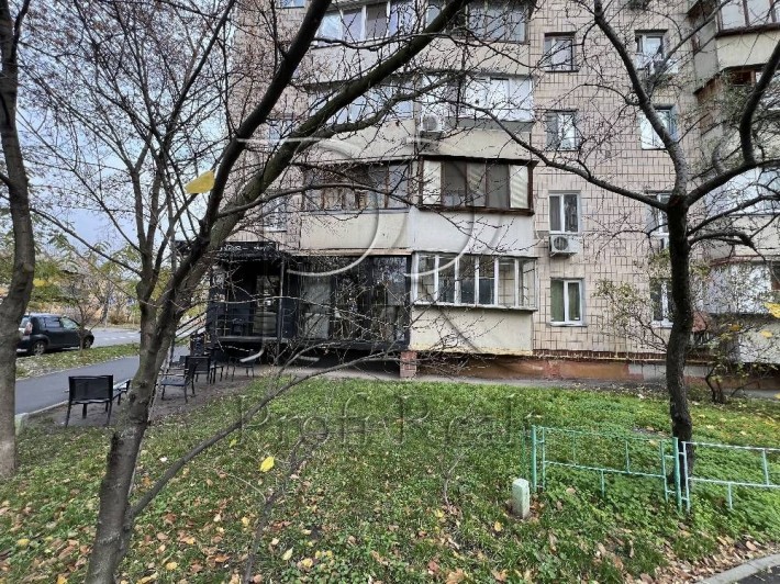 Продаж 1 -к  кв. вул.  Харківське шосе 67 А, Дарницький район. - фото 1