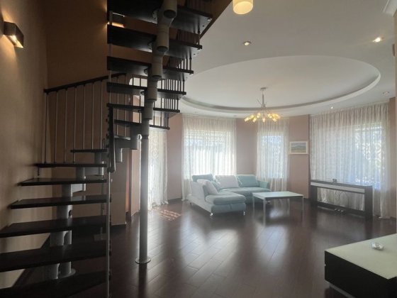 1350$/метр Клубний будинок Оболонський чотирьохкімнатна квартира без %