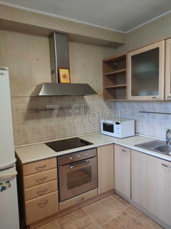 Продаж 2-кімнатної квартири, вул. Новаторів , метро Чернігівська - фото 1