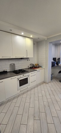 Без  комісії.   Пл.Оболонська  3   Двокімнатна - фото 1