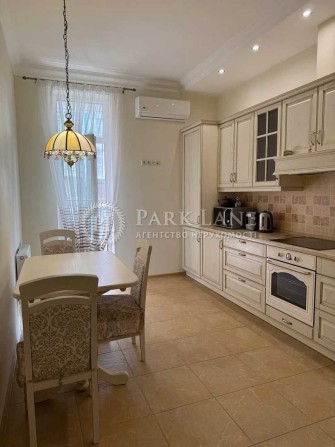 2к Печерск Французький квартал Либідська Палац Україна Саперне Поле 12 - фото 1