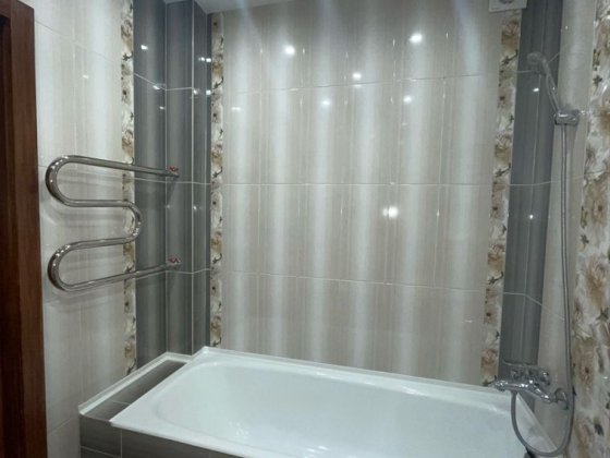 Продаж 3к квартири Троєщина Милославська Киев