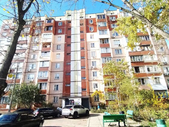 Продажа 1 кімн. квартири вул.Закревського,63а торг Киев