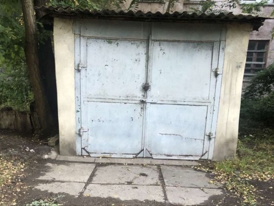 Гараж в центральній частині міста Каменское