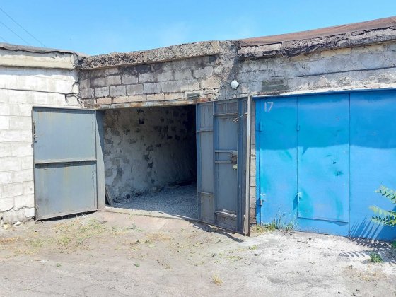 Продам гараж в центре Каменское