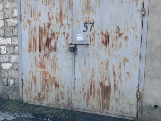 Продам гараж 6 х 4м по вул. Вокзальна ( на впроти кафе троянда) Кам'янець-Подільський