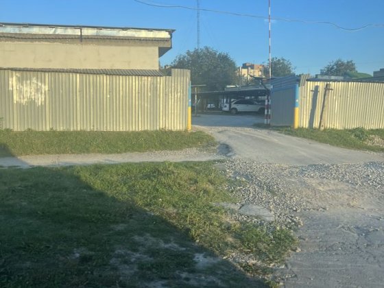 Місце на автостоянці продаж Кам'янець-Подільський