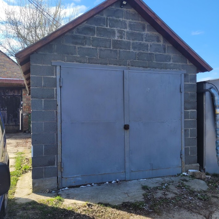 Гараж в Каневі . - фото 1