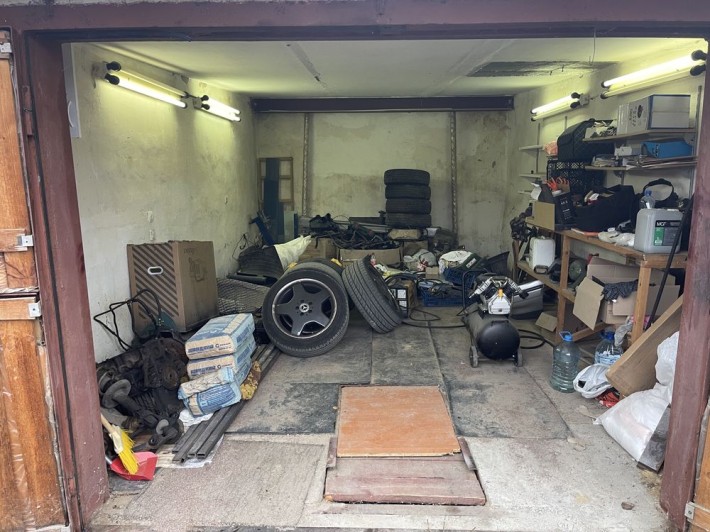 Гараж продам 6*4 капітальний - фото 1