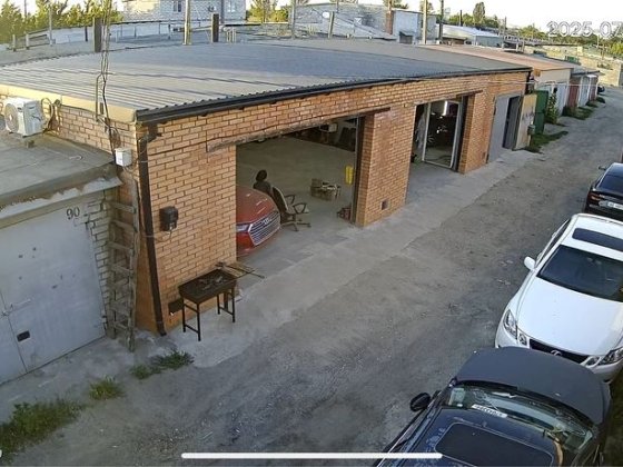 Продам гараж 120 кв плюс подвал 100кв СТО Самар