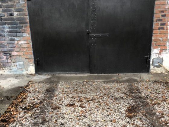 Продам капітальний гараж 6.35*4.40 ПХЗ р-н 6 школи кооперативʼʼЛадаʼʼ Павлоград