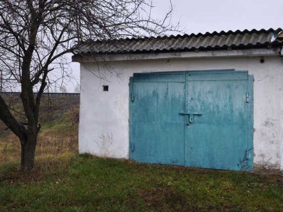 Продам гараж в Сарнах. Сарни