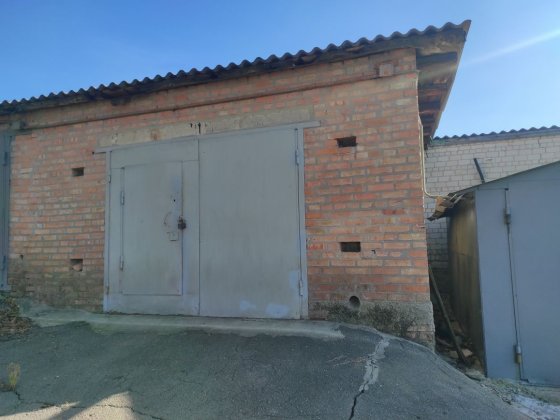 Продається гараж Умань