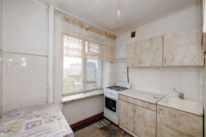 Без % 2х кімнатна Вінстона Черчіля (Червоноткацька) - фото 1