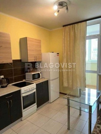Продаж 1-к квартири 52 м. ЖК Паркові озера, М.Дарниця, парк Перемога - фото 1