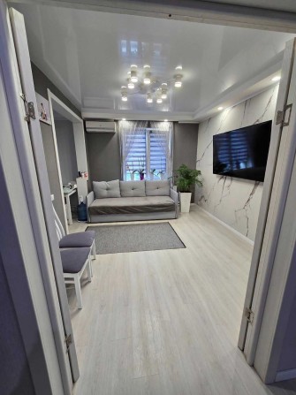 Продам власну квартиру - фото 1