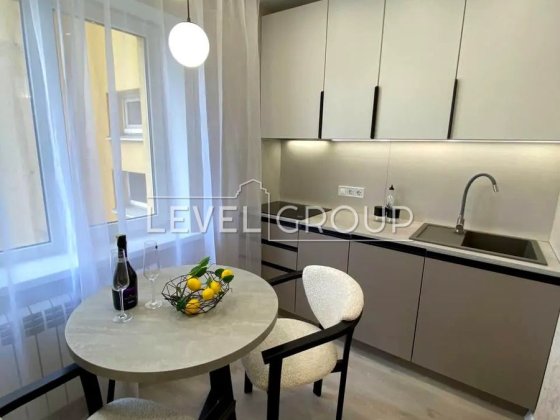 Продаж 1-к квартири за адресою Івасюка 41, м. Мінська Київ