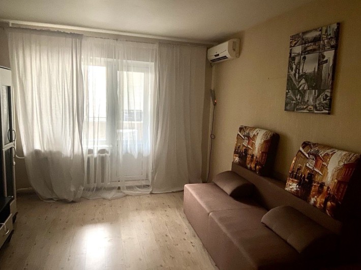 Двокімнатна 70 кв.м , пр Григоренка 1-А - фото 1