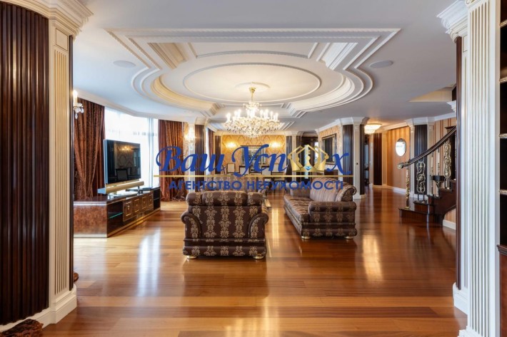 Продажа пентхауса с ремонтом в центре Киева. Кловский спуск 5 - фото 1