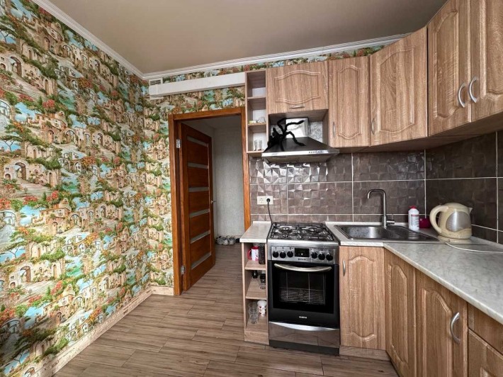 Чудова 3 кімнатна квартира, площею 72 кв.м Київ, вул. Путивлівська, 40 - фото 1