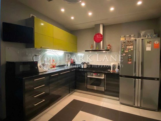 Пчілки Олени, 2,Драгоманова Григоренко Киев