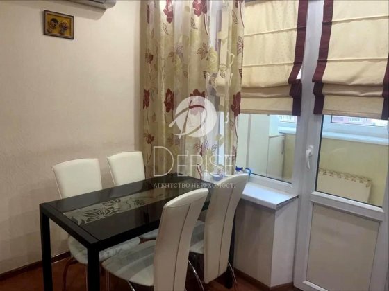 #8452  2К-Продаж квартири Позняки Дарницький р-н Киев