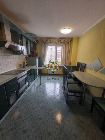 продаж 3к квартири  Бажана 36 - фото 1