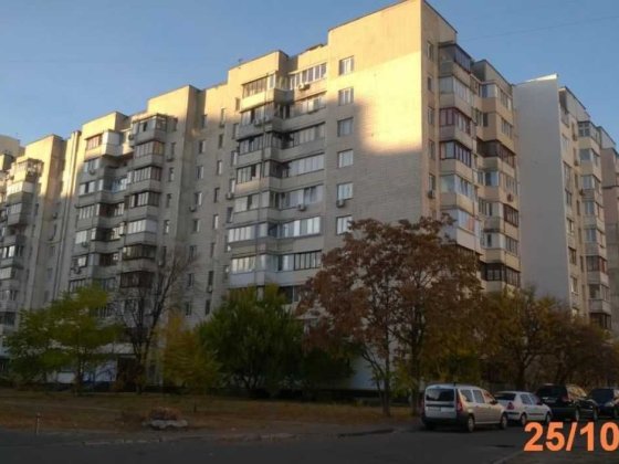 Продаж 3-к квартири 67,81 м2 м.Київ, вул.Драгоманова, 18.  70000$ Киев