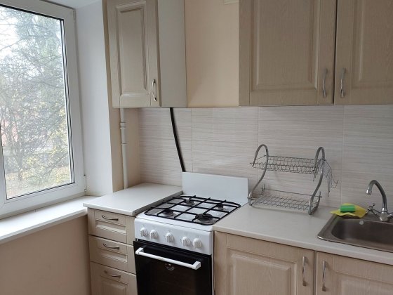 Продажа 1 комнатной метро Черниговская  на Братиславской Киев