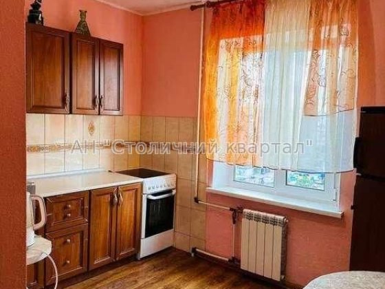 Продаж 2к квартири вул.О.Бальзака-61,Троєщіна Київ