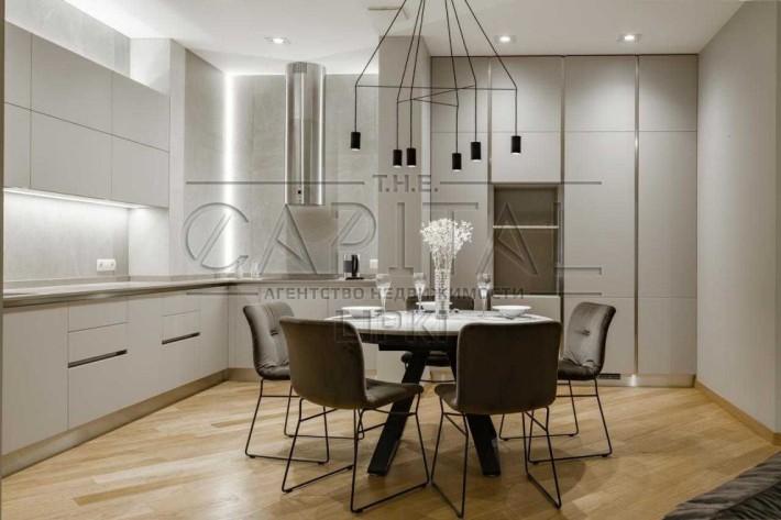 Продаж 3к квартири 102 м2, вул. Коновальця Євгена, Печерський район - фото 1