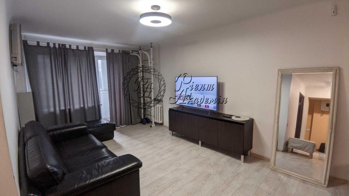 Продам квартиру Київ, Лабораторний пров. - фото 1