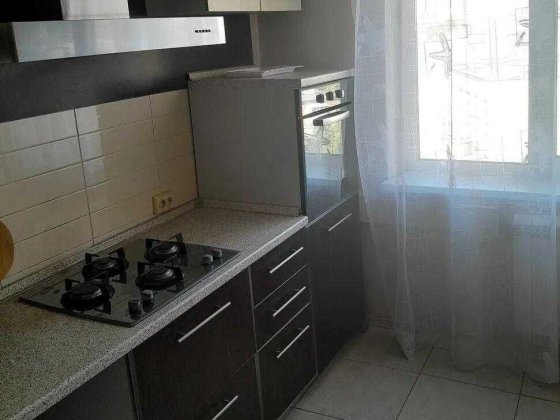 Продаж 3-кімнатної. Івашкевича. Вишгородський масив. Пріорка Киев