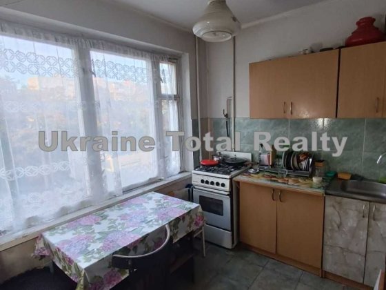 3 квартира біля метро Лівобережна 5 хвилин пішки! Вулиця Нестайка 5 Київ