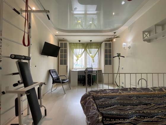 Продаж 3- кім з ремонтом Позняки Осокорки Урлівська 36