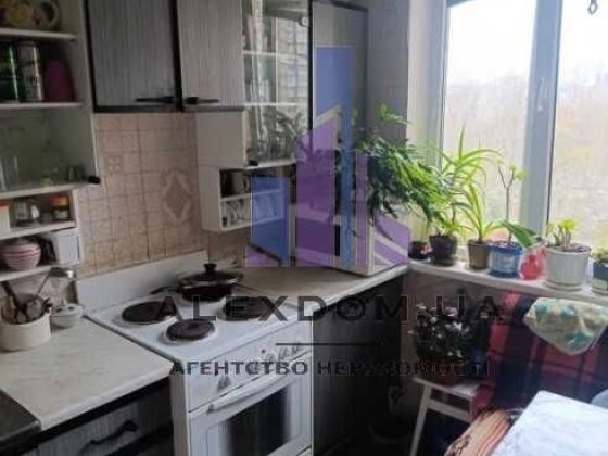 Продаж 2к квартири вул. Червоної Калини 3. Троєщина Київ