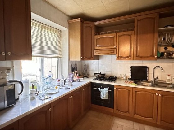 Позняки , вул.Л.Руденко 7 ,