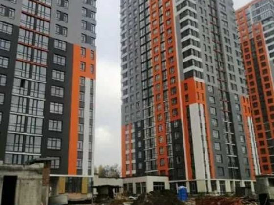 Продам однокімнатну квартиру в ЖК Бережанський Київ